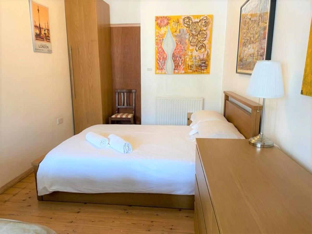 Studio Flat Without Kitchen At Kentish Town Londres Exterior foto